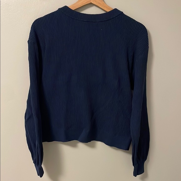 Lululemon Reversible Navy Ribbed Sweater - Picture 1 of 3